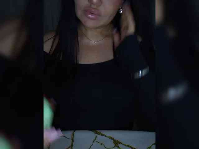Brunetochkaaa webcam