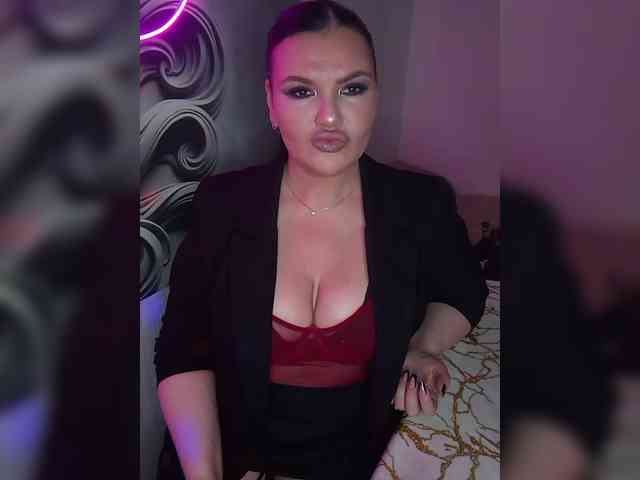 Brunetochkaaa webcam