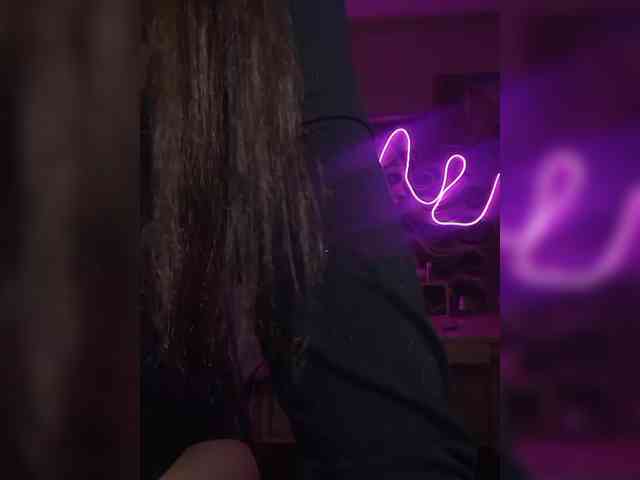 Brunetochkaaa webcam