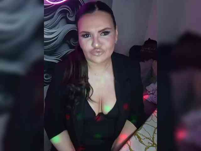 Brunetochkaaa webcam