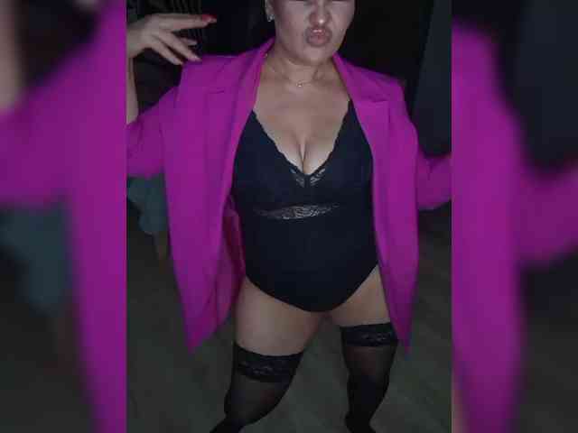 Brunetochkaaa webcam