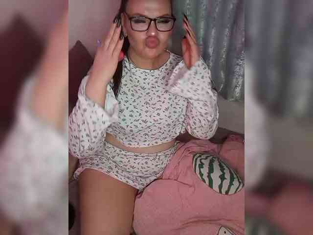 Brunetochkaaa webcam