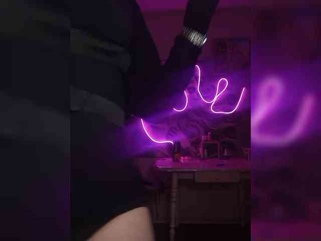 Brunetochkaaa webcam