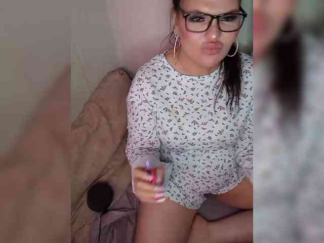 Brunetochkaaa webcam