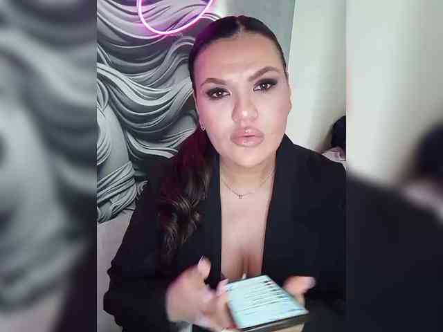 Brunetochkaaa webcam