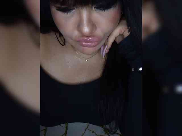 online nude chatroom Brunetochkaaa