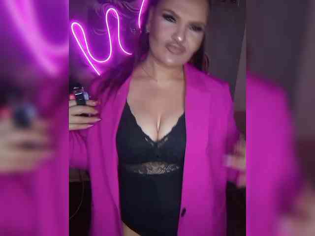 Brunetochkaaa webcam