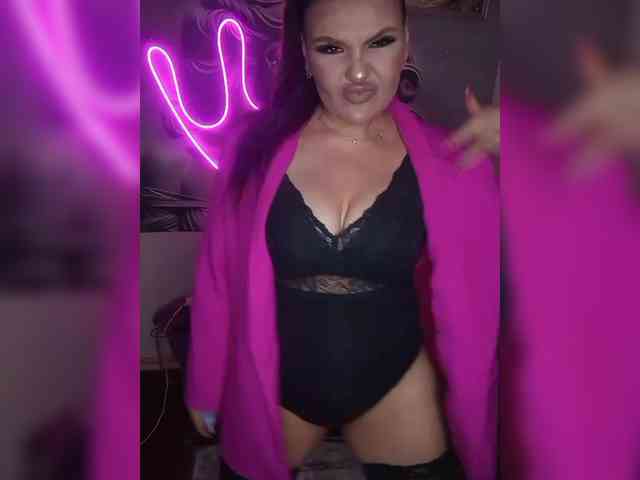 Brunetochkaaa webcam