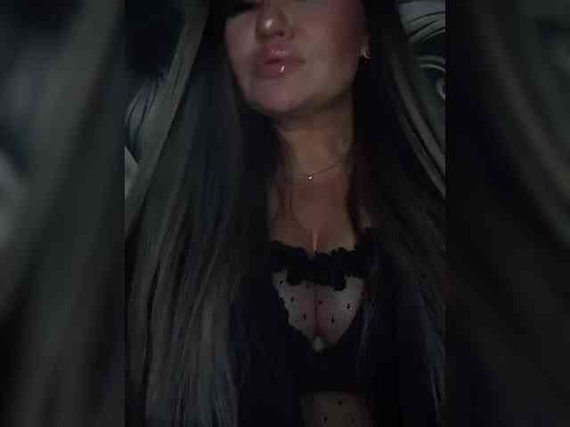 Brunetochkaaa webcam