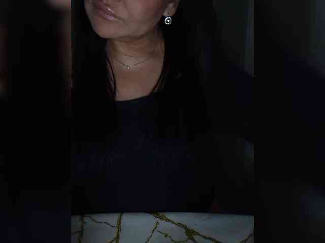 Brunetochkaaa webcam