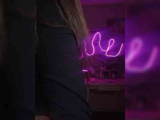 Brunetochkaaa webcam