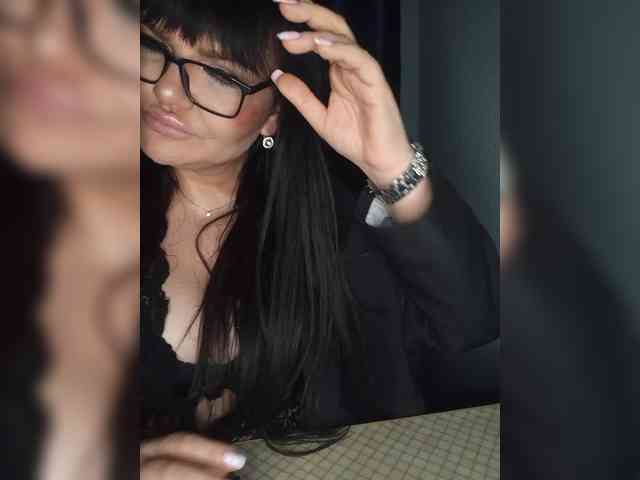Brunetochkaaa webcam