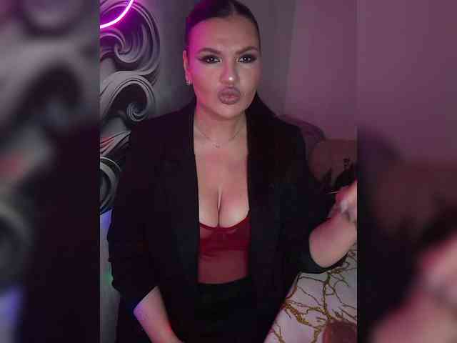 Brunetochkaaa webcam