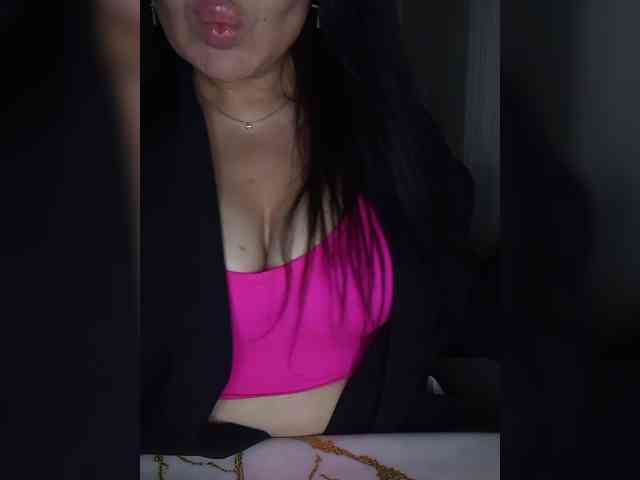 Brunetochkaaa webcam