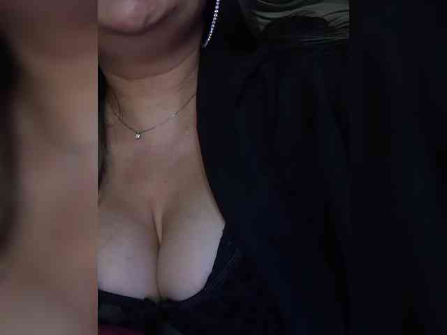 Brunetochkaaa webcam