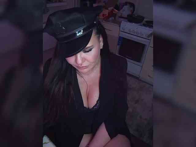 Brunetochkaaa webcam