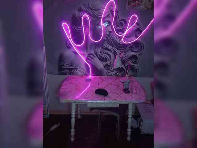 Brunetochkaaa webcam