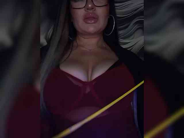 Brunetochkaaa webcam