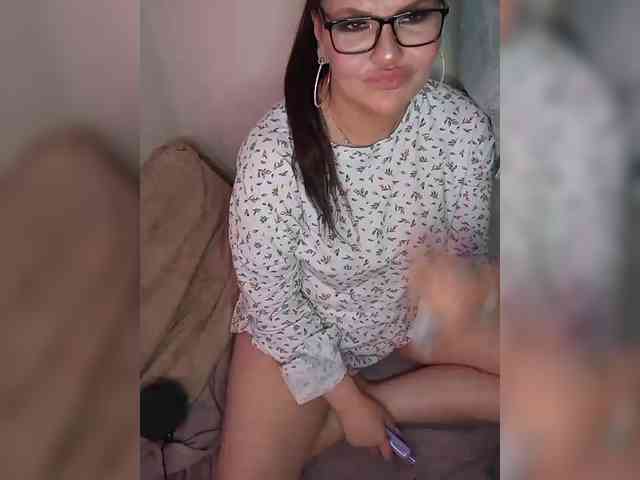 Brunetochkaaa webcam