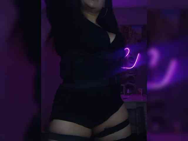 Brunetochkaaa webcam