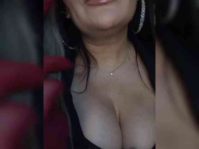 Brunetochkaaa webcam