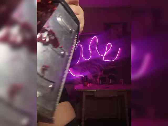 Brunetochkaaa webcam