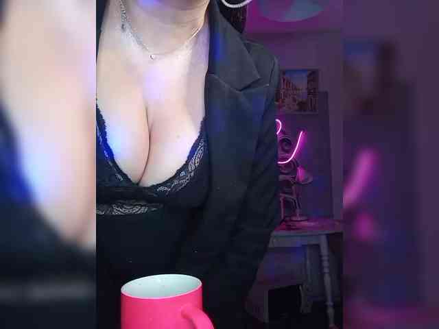 Brunetochkaaa webcam