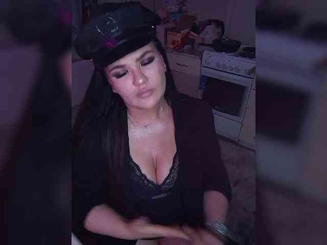 Brunetochkaaa webcam