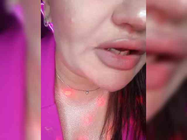 Brunetochkaaa webcam