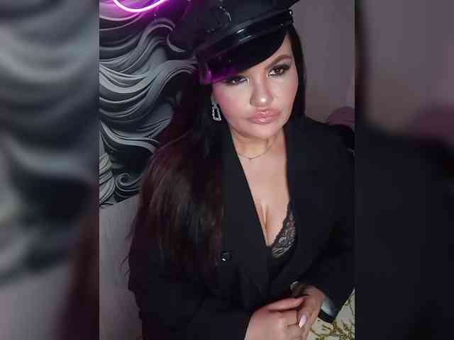 Brunetochkaaa webcam