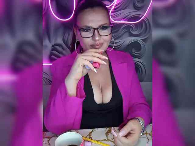 Brunetochkaaa webcam