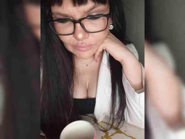 Brunetochkaaa webcam