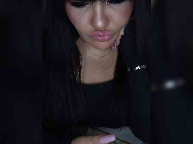 Brunetochkaaa webcam