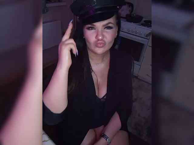 Brunetochkaaa webcam