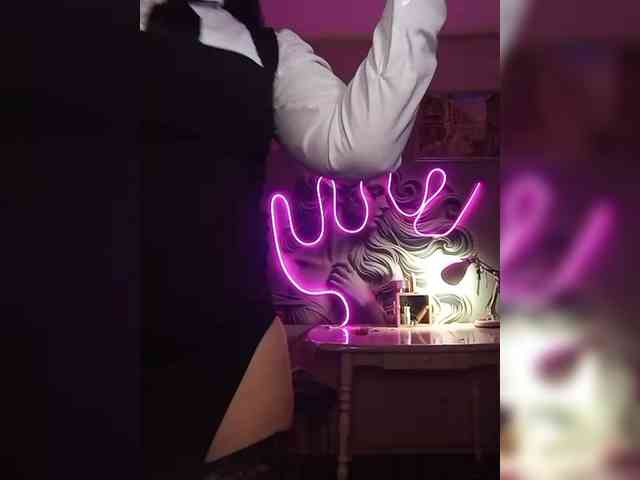 Brunetochkaaa webcam