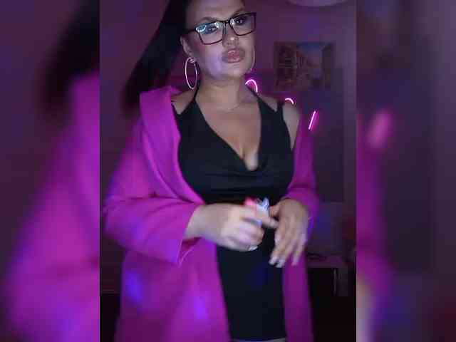 Brunetochkaaa webcam