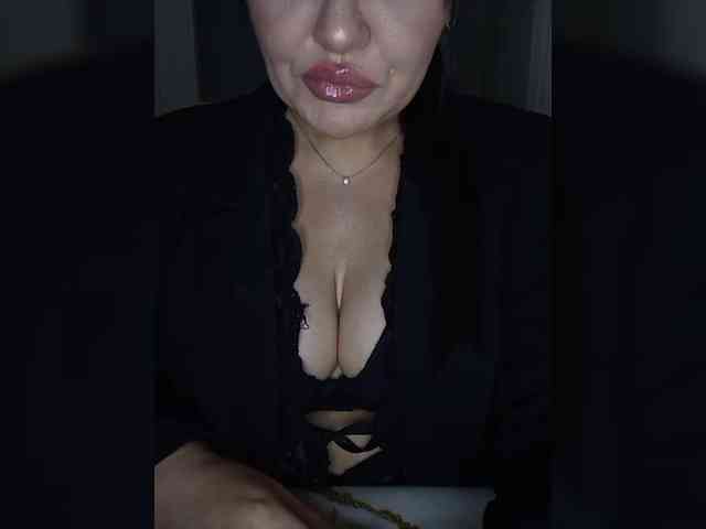 Brunetochkaaa webcam