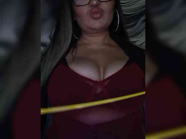 Brunetochkaaa webcam