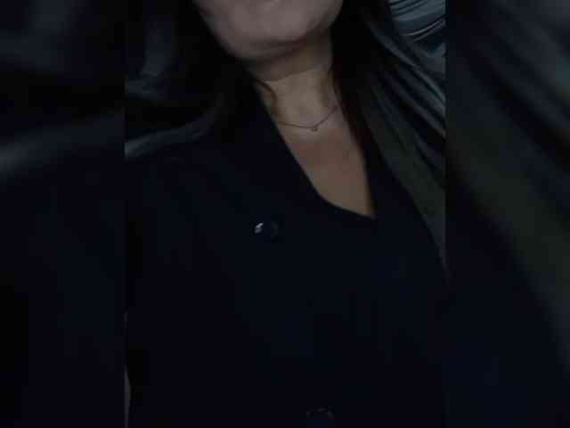 Brunetochkaaa webcam