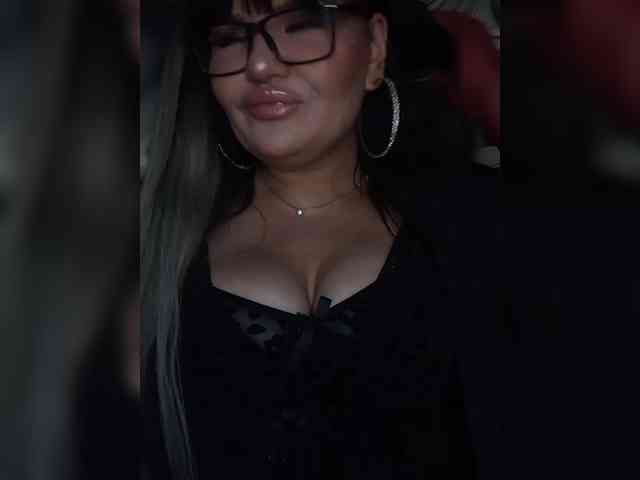 Brunetochkaaa webcam