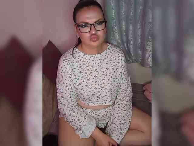 Brunetochkaaa webcam