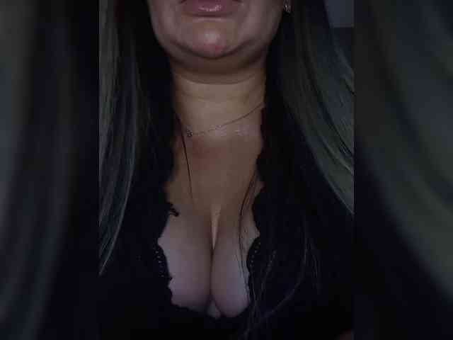 Brunetochkaaa webcam