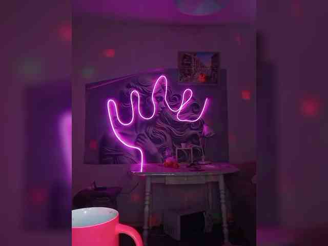 Brunetochkaaa webcam