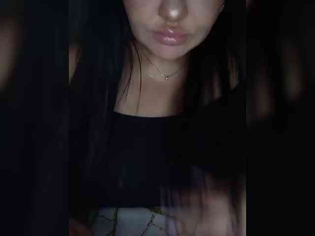 Brunetochkaaa webcam