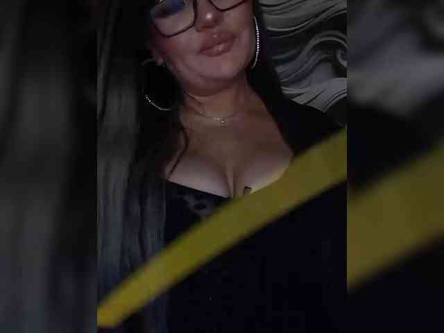 Brunetochkaaa webcam