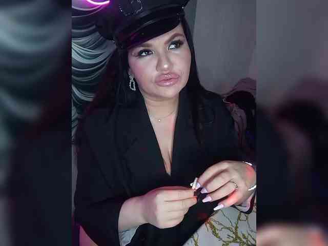 Brunetochkaaa webcam