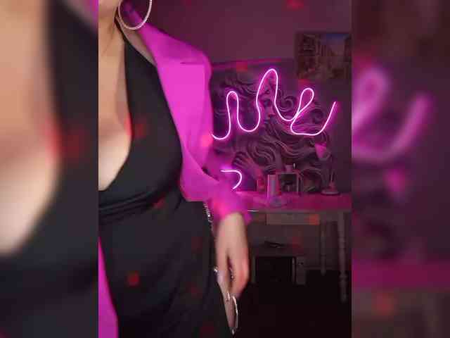 Brunetochkaaa webcam