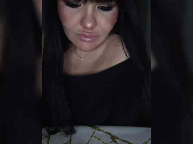 Brunetochkaaa webcam