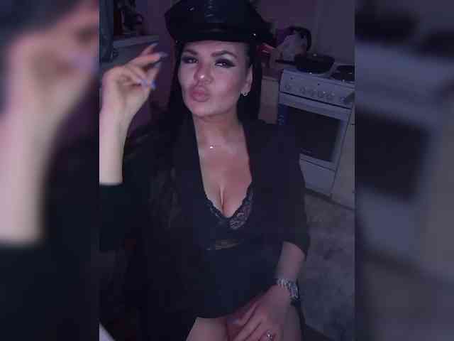 Brunetochkaaa webcam