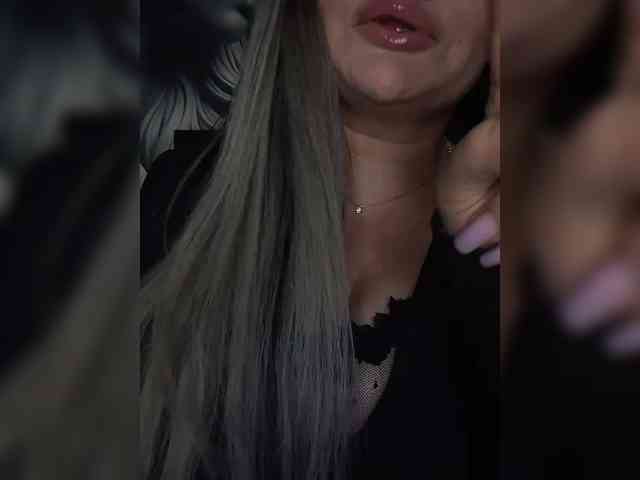 Brunetochkaaa webcam